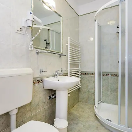 1 Bedroom Stunning In Apartman